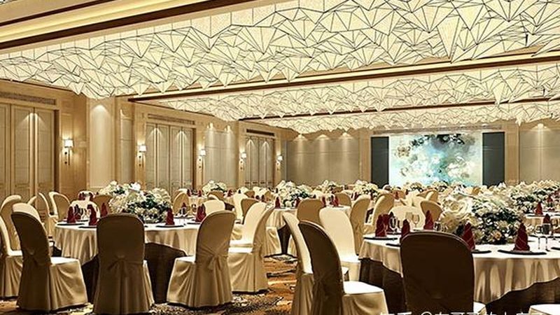 出境游与国内游：优缺点全面解析
